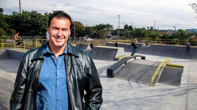 Prefeito M Rio Rosa Anuncia In Cio Da Constru O Da Pista De Skate Em