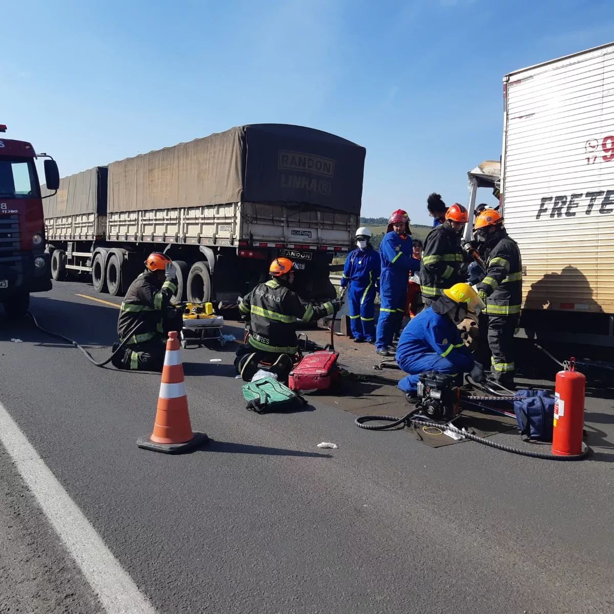 Caminhoneiro Morre Em Acidente Carreta Bitrem Na Br Passando