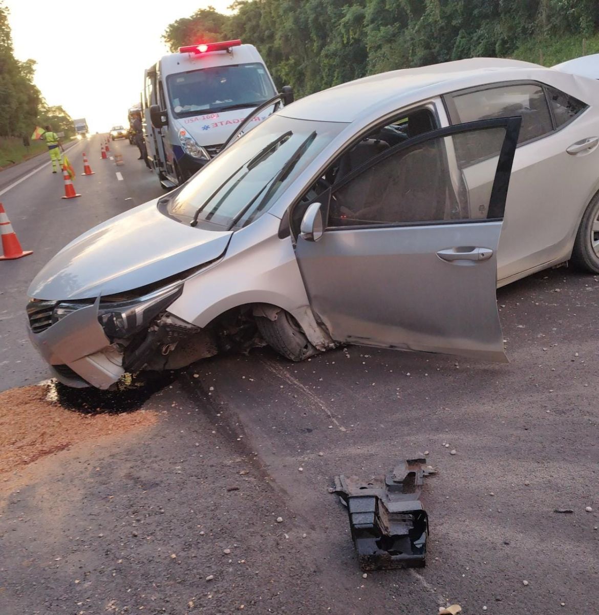 Motorista de caminhão embriagado é preso após provocar acidente na