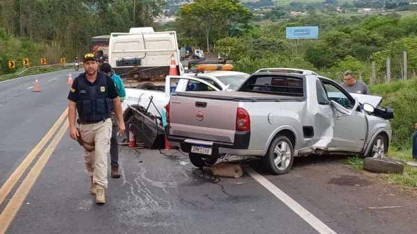 Homem morre em acidente envolvendo veículo de concessionária na BR-153 em Jacarezinho