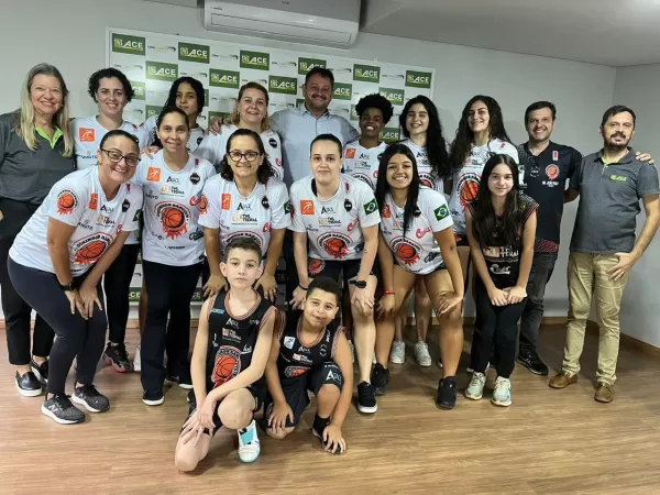 ACE recebe time da AABO - Associação Atlética Basquete Ourinhos e reafirma seu apoio à equipe 