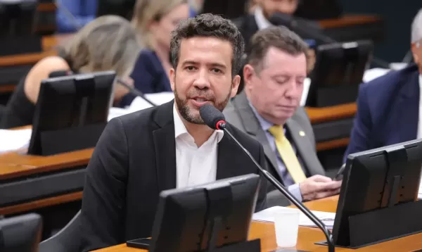 Deputado André Janones fecha acordo com a PGR e devolverá R$ 131,5 mil de “rachadinha”