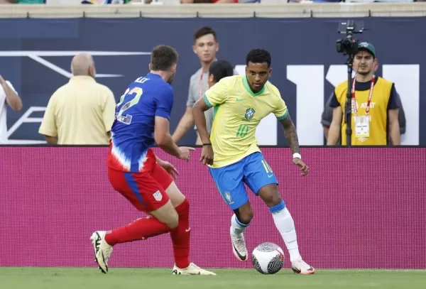 Brasil empata com EUA em último teste antes da Copa América