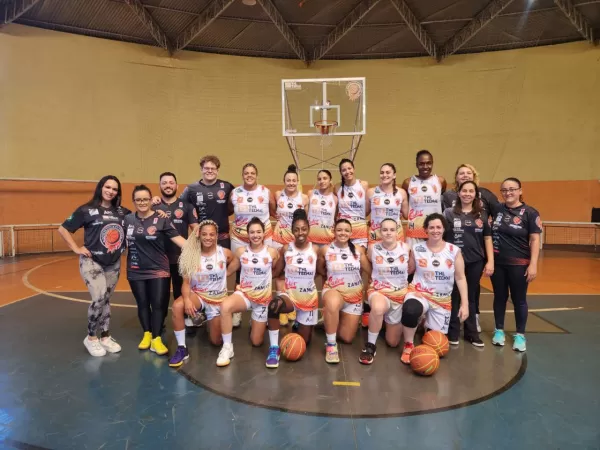 Equipes de Ourinhos garantem vagas nas semifinais da Copa São Paulo de Basquete