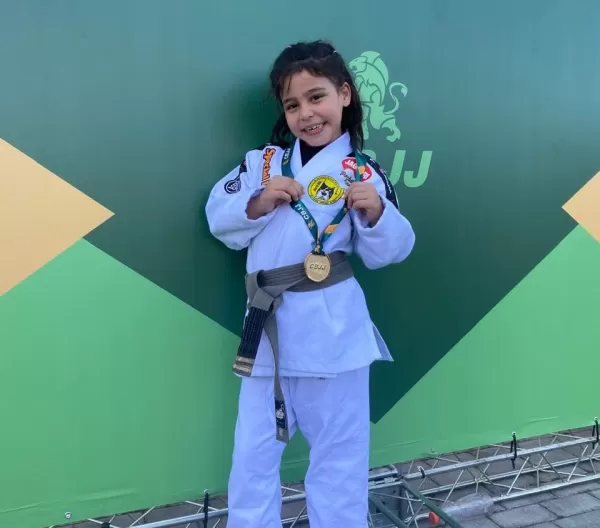 Atleta de 7 anos de Ourinhos conquista bronze no Campeonato Brasileiro de Jiu-Jitsu Kids