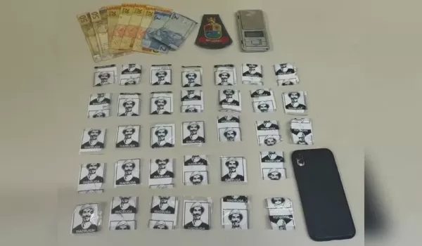 Polícia apreende droga com imagem do Seu Madruga em Cerqueira César