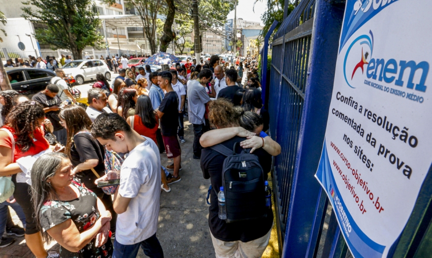 Primeira Prova Do Enem Teve Mais Textos E Nível De Dificuldade Médio ...