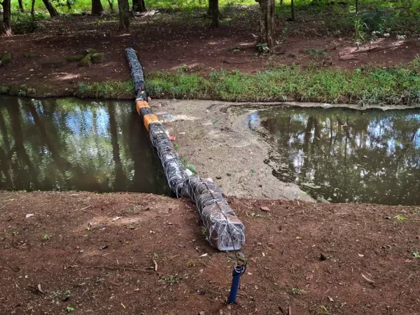 É instalada a primeira ecobarreira de Ourinhos, no Córrego das Furnas