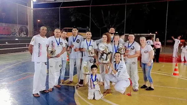 Capoeira contemporânea: projeto social em Ourinhos se destaca em campeonato em Maringá