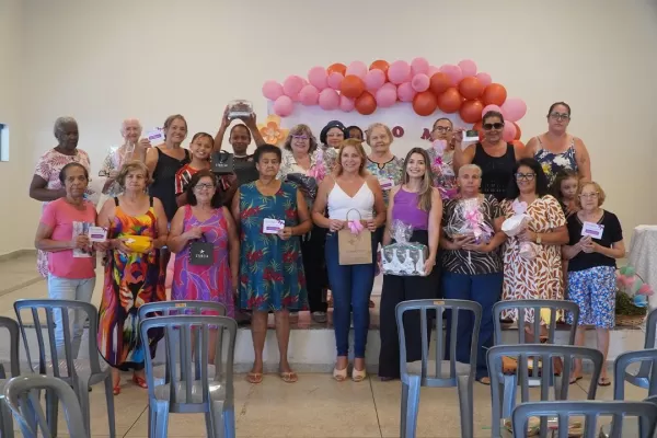 Prefeita Eliana e Vice-prefeita Silvana Prestigiam Palestra “Mulheres Notáveis” em Ribeirão do Sul