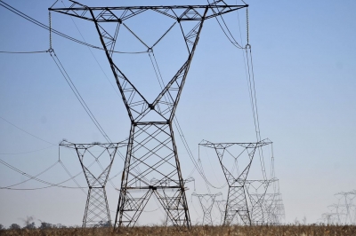 Contas de luz voltam a ter taxa extra das bandeiras tarifárias em julho