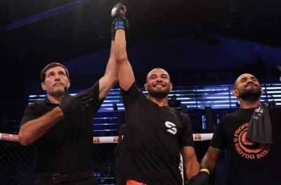 Lutador de Ourinhos conquista título em evento de MMA no Rio de Janeiro