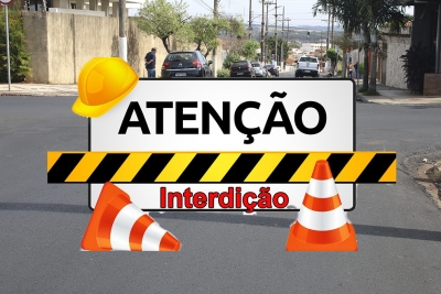 Prefeitura de Ourinhos interdita Rua Lopes Trovão para fazer sinalização de solo