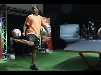 Aposentado e aleatório: Ronaldinho Gaúcho vai participar do 1º Jogos Africanos de Praia