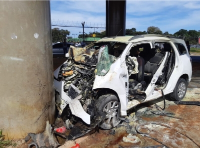 Mulher morre em acidente de carro na saída do Aeroporto de Cumbica