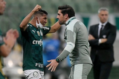 Palmeiras vence São Paulo e está na semifinal da Libertadores