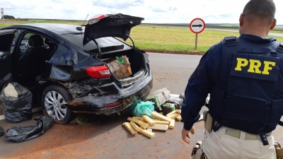 Policia Rodoviária Federal apreende mais de 250 kg de maconha e 930g de Skunk entre Ourinhos e Santa