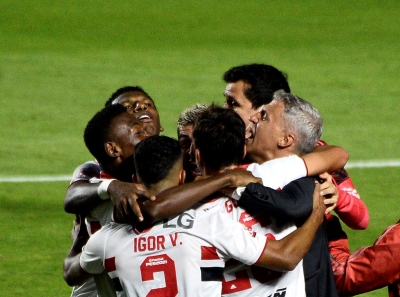 São Paulo vence Palmeiras e conquista o título paulista depois de 16 anos