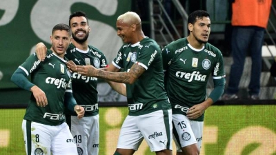 Palmeiras vence o Inter no primeiro jogo das quartas da Copa do Brasil