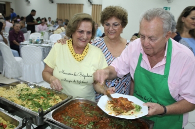 Macarrão do Brigadeiro é um sucesso e arrecada mais de R$15 mil à RECCO 