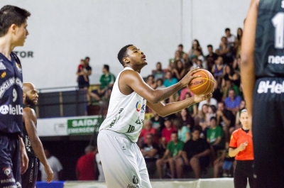 Ex-jogador do Bauru Basket, Maikão morre em acidente com moto aquática