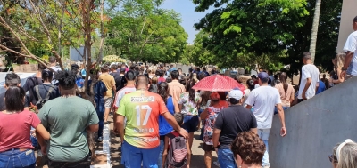 Emoção marca despedida de adolescente que faleceu em sala de aula em Ourinhos 