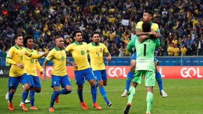 Brasil repete 2011 e 2015, vai aos pênaltis contra Paraguai, mas avança à semifinal