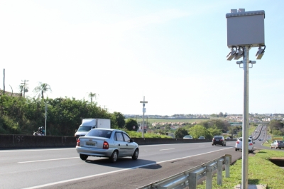 Radares começam a fiscalizar velocidade dos motoristas em rodovias na região 