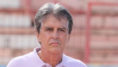 Morre aos 71 anos, o treinador Luiz Carlos Ferreira, o Rei do Acesso 