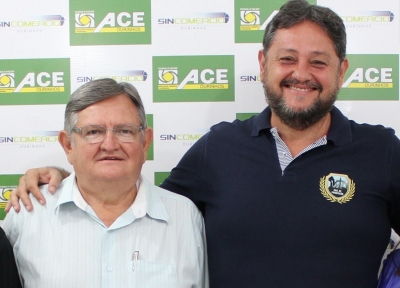 Diógenes Corrêa Leite entrega presidência da ACE ao engenheiro e empresário Robson Martuchi