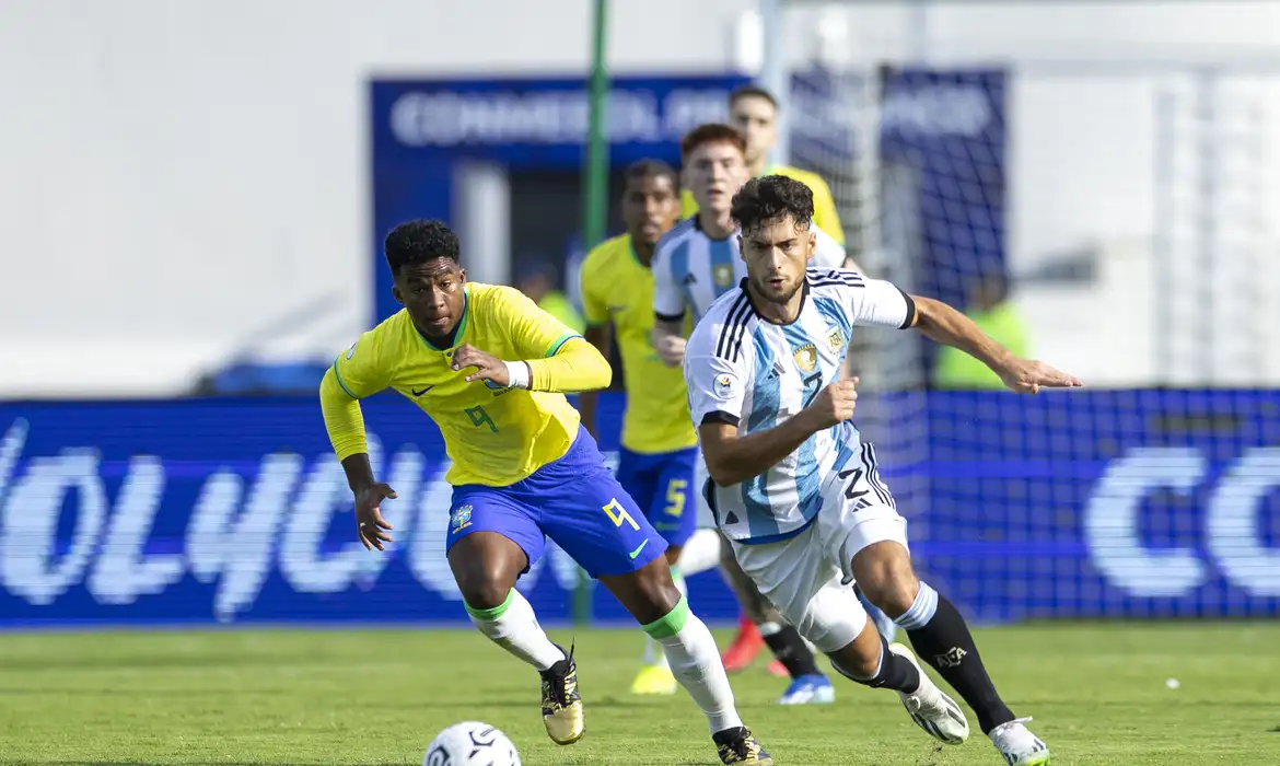 Seleção brasileira perde para Argentina e fica fora dos Jogos de Paris