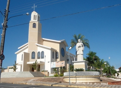 Rapaz é preso após furtar mais de R$7 mil de igreja na região 