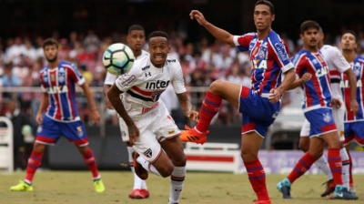 São Paulo pressiona, tem expulsão pelo VAR e fica no empate com o Bahia